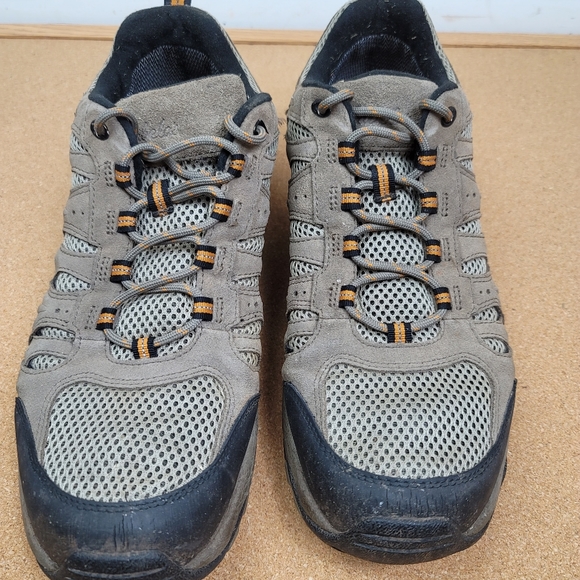 Cabela's Shoes Cabelas 4 Most Hiking Mens Low Boots Shoes Poshmark